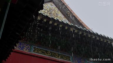 中式建筑屋檐雨滴雨水雨景